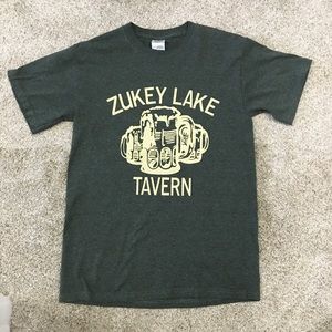 NWOT Zukey Lake Tavern Tshirt